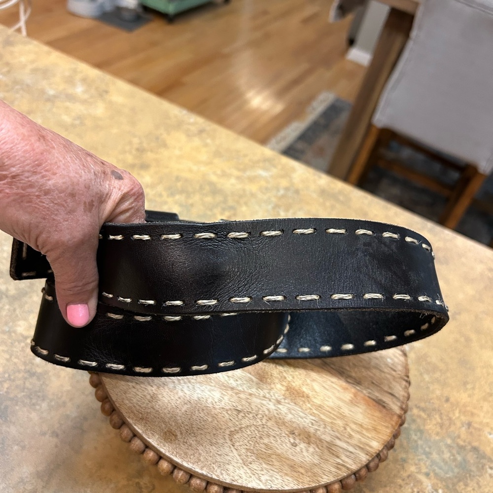 BED|STU Dune Black Leather Belt with Cream Stitching - Picture 6 of 8